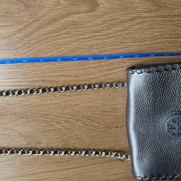 Tory Burch Gunmetal Leather Marion Shrunken Shoulder Bag - Picture 8 of 9